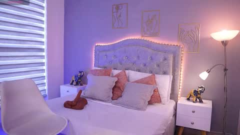 I am Kyla online show from November 1, 2025, 2:52 pm