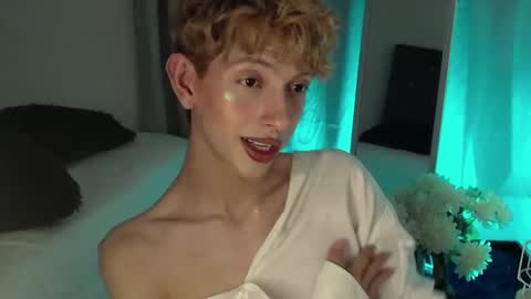 Kyle Cooper online show from December 10, 2024, 5:28 am