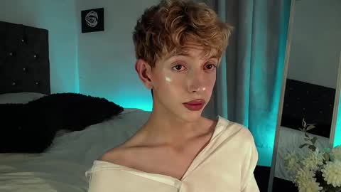 Kyle Cooper online show from December 29, 2024, 5:21 am