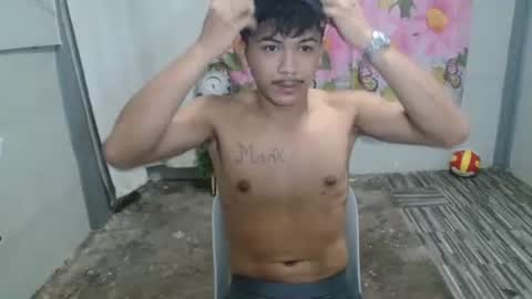 Snapshot of kyle_lourence chatting on June 2, 2026, 4:14 am kyle_lourence online show from June 2, 2026, 4:14 am