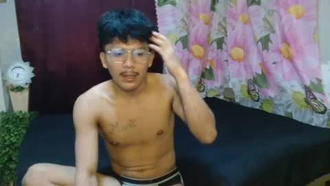 kyle_lourence online show from June 30, 2026, 9:27 pm
