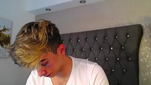 Snapshot of kyle_marsh chatting on September 21, 2025, 2:57 am Kyle online show from September 21, 2025, 2:57 am