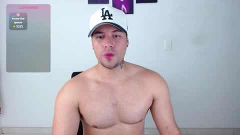 Kyle Wilson   Follow me online show from December 21, 2025, 10:17 pm