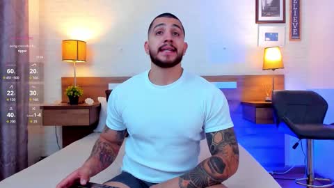 kylenorth_ online show from September 21, 2025, 8:32 pm