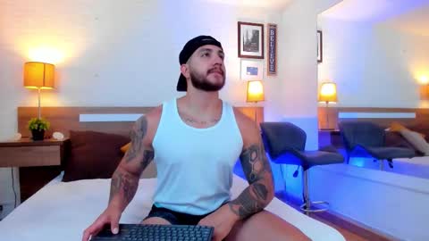 kylenorth_ online show from September 30, 2025, 11:37 am