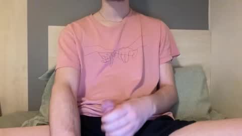 kylewinner_1990 online show from February 25, 2026, 6:39 pm