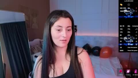 Kylie online show from October 30, 2025, 1:34 pm