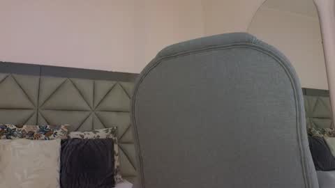 Snapshot of kylie_reyes chatting on November 19, 2025, 7:36 pm Kylie Reyes online show from November 19, 2025, 7:36 pm