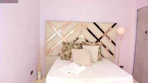 Snapshot of kylie_reyes chatting on December 5, 2025, 7:32 pm Kylie Reyes online show from December 5, 2025, 7:32 pm