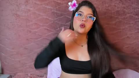 Snapshot of kylie_thompsonn chatting on February 23, 2026, 11:51 am kylie_thompsonn online show from February 23, 2026, 11:51 am