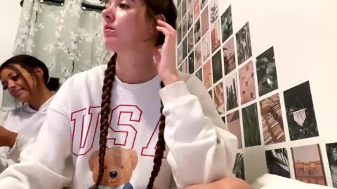 Kylie online show from September 17, 2025, 2:41 pm