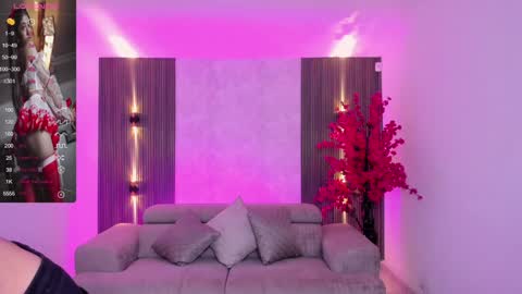 Snapshot of kyliie_jones chatting on January 15, 2025, 11:10 am KYLIE online show from January 15, 2025, 11:10 am