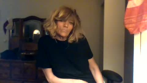 Snapshot of kym12672 chatting on June 17, 2026, 12:57 am kym12672 online show from June 17, 2026, 12:57 am