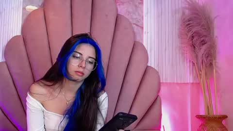 kyomi_hunt online show from June 25, 2026, 5:12 am