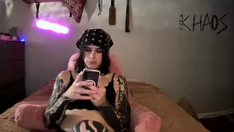 Kyra Chaos online show from June 18, 2026, 3:40 am