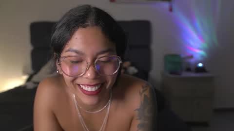 schedule 300 pm - 1100pm colombia time online show from October 6, 2025, 11:13 pm