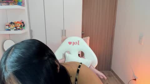 Snapshot of kyy_isa chatting on October 8, 2025, 3:31 pm IG online show from October 8, 2025, 3:31 pm