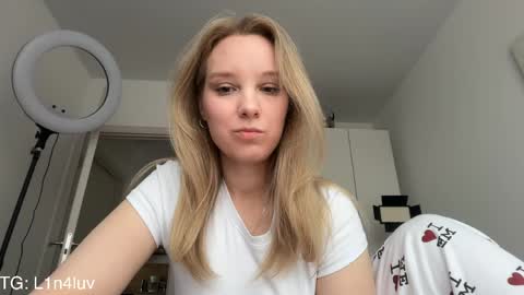 lina online show from April 5, 2026, 2:03 pm