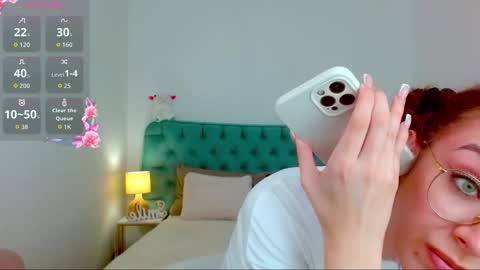 Snapshot of l1ttle_angel__ chatting on September 9, 2025, 9:14 pm Margo online show from September 9, 2025, 9:14 pm