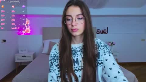 Snapshot of l1ttle_angel__ chatting on September 28, 2025, 9:31 pm Margo online show from September 28, 2025, 9:31 pm
