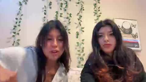 la fresita online show from November 20, 2025, 1:50 am