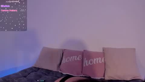 Victoria  online show from March 12, 2026, 11:00 pm