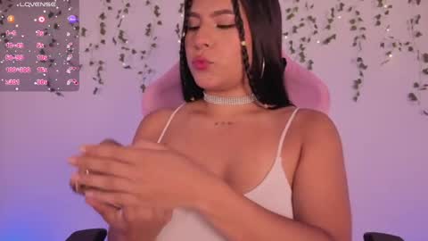 Victoria  online show from April 6, 2026, 10:11 pm