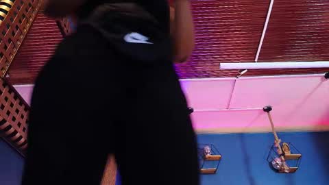 Cris  online show from February 10, 2026, 11:14 am