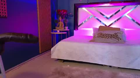 Cris  online show from March 13, 2026, 11:39 am