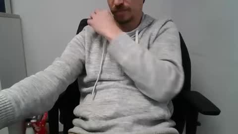 labelette007 online show from April 2, 2026, 3:09 pm