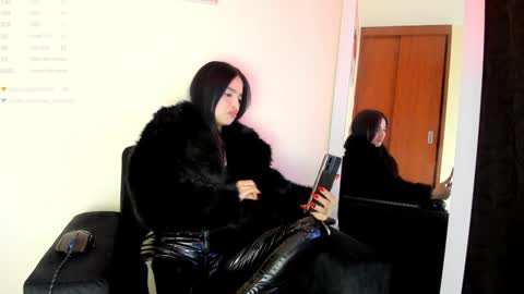 Snapshot of lace_victoria chatting on January 11, 2025, 11:13 pm lace_victoria online show from January 11, 2025, 11:13 pm