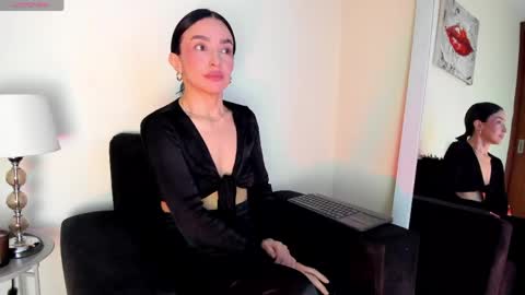 lace_victoria online show from June 2, 2026, 12:45 am