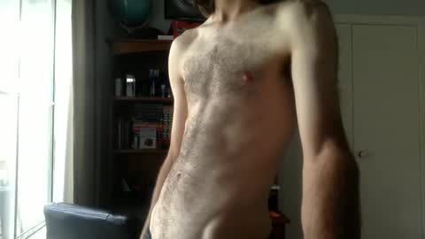 Snapshot of lachysims3 chatting on January 19, 2025, 5:58 am Sims online show from January 19, 2025, 5:58 am