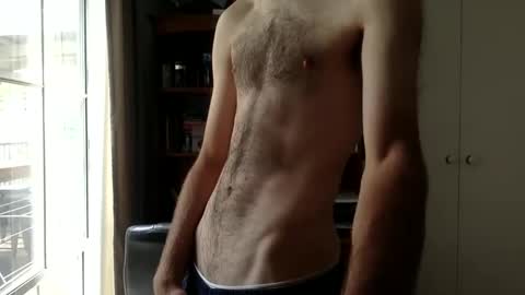 Snapshot of lachysims3 chatting on January 26, 2025, 2:35 am Sims online show from January 26, 2025, 2:35 am