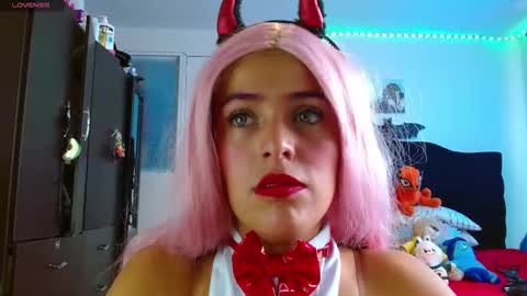 Snapshot of lacolombiana_bitch chatting on November 8, 2025, 5:23 pm Valentina online show from November 8, 2025, 5:23 pm