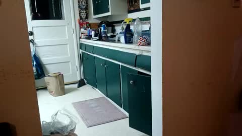 lacybell online show from February 14, 2025, 2:18 am