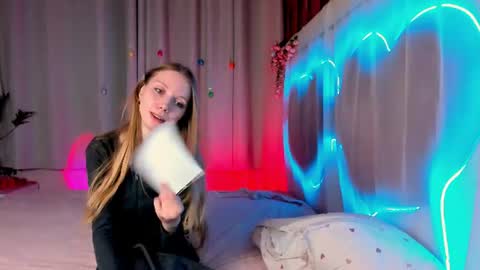 Lada online show from July 6, 2026, 5:04 am