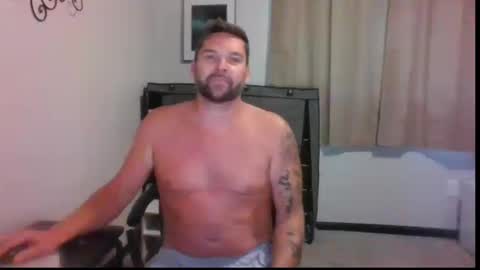 Snapshot of ladiesmandaddy chatting on September 19, 2025, 4:51 pm Don Kedick online show from September 19, 2025, 4:51 pm