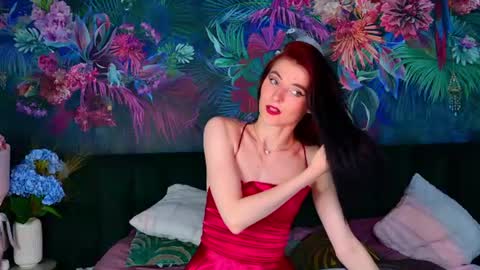 Nicole online show from July 7, 2026, 6:12 pm