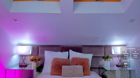 AliCooper  online show from November 25, 2025, 1:55 pm