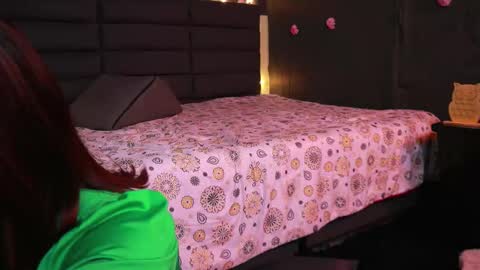 Kathie  Dicky    online show from October 12, 2025, 1:32 pm