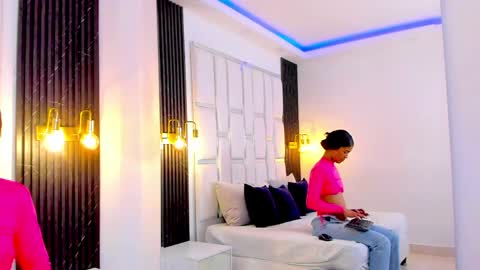 Lady  online show from April 8, 2026, 10:43 pm