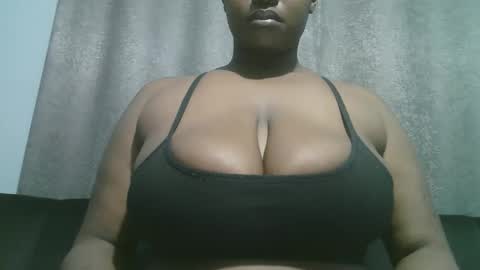 lady_dearra online show from November 20, 2025, 2:01 am