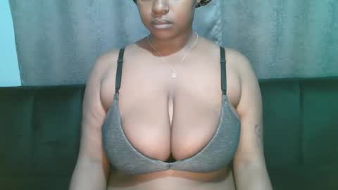 lady_dearra online show from March 28, 2026, 4:23 am