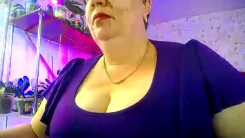 Lady Gloria online show from July 21, 2026, 11:45 am