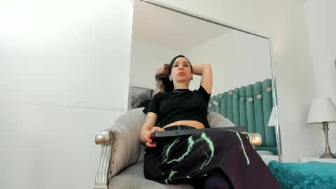 Snapshot of lady_godss chatting on January 12, 2025, 8:36 pm Lady godss online show from January 12, 2025, 8:36 pm