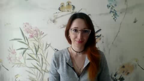 Kira online show from October 27, 2025, 11:25 am