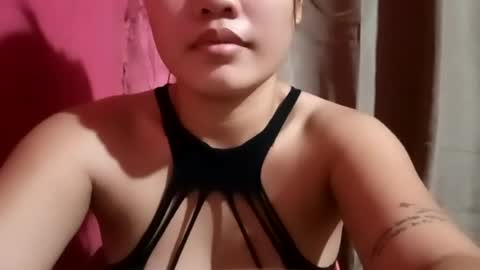 Snapshot of lady_rose19 chatting on July 16, 2026, 6:14 pm kitty online show from July 16, 2026, 6:14 pm
