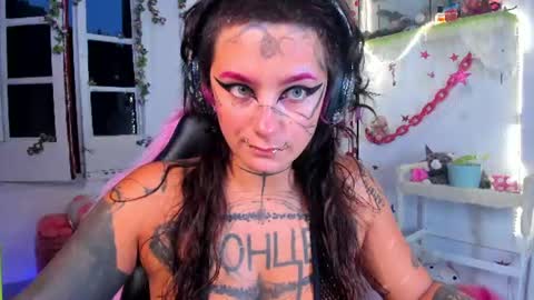 Mia online show from July 29, 2026, 7:34 pm