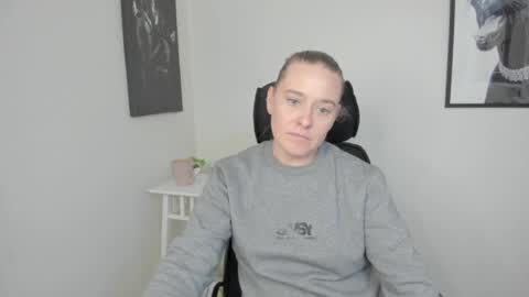 ALESSA online show from July 13, 2026, 5:43 am